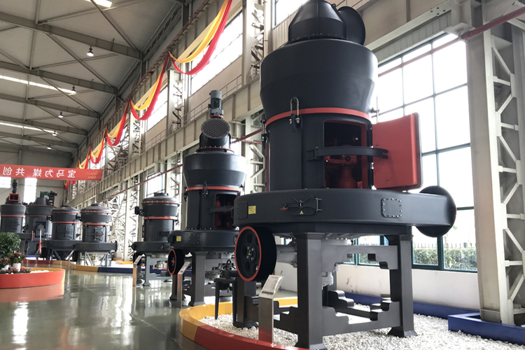 常用的可靠礦石磨粉機的配件用什么材料好？